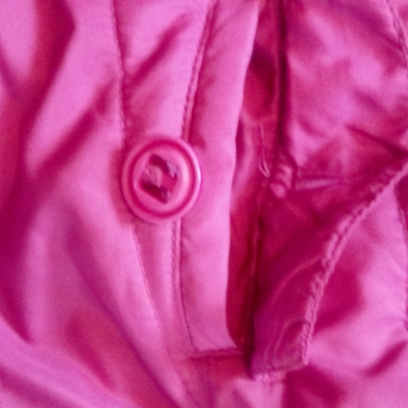 Hang Ten Girl's Vest - Picture 2 of 5